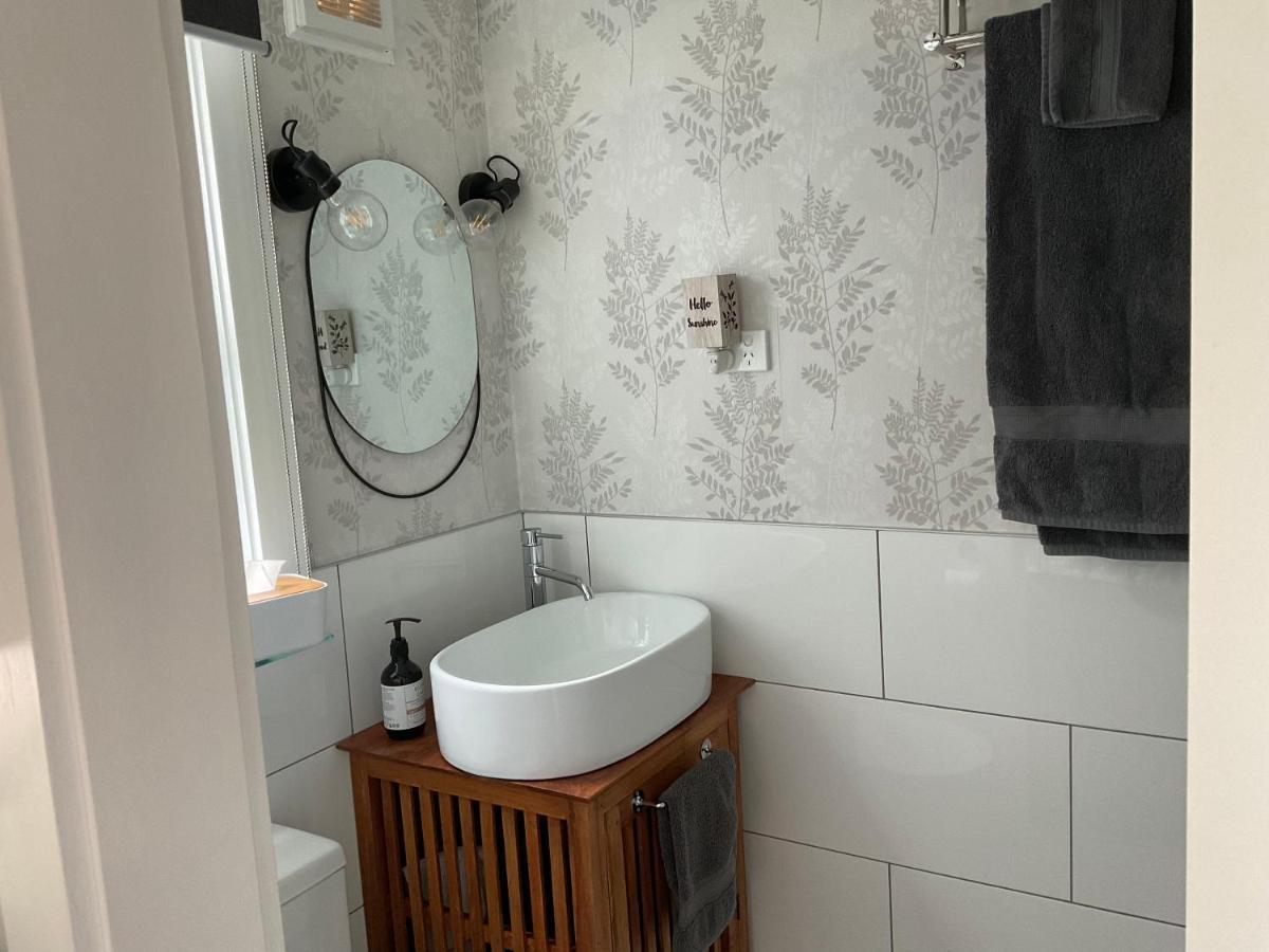Orange Tree Cottage - Garden Hideaway Whanganui Εξωτερικό φωτογραφία
