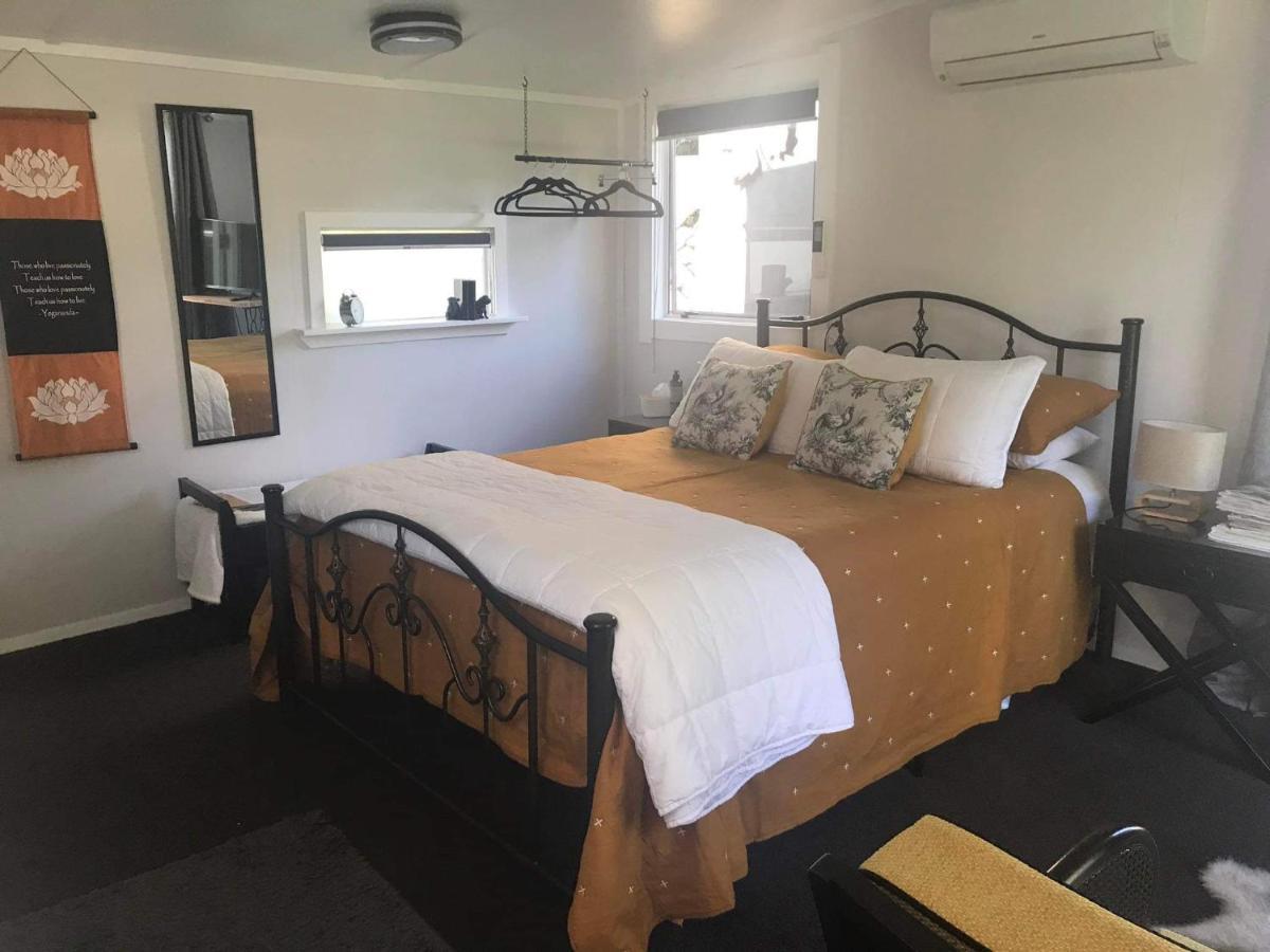 Orange Tree Cottage - Garden Hideaway Whanganui Εξωτερικό φωτογραφία